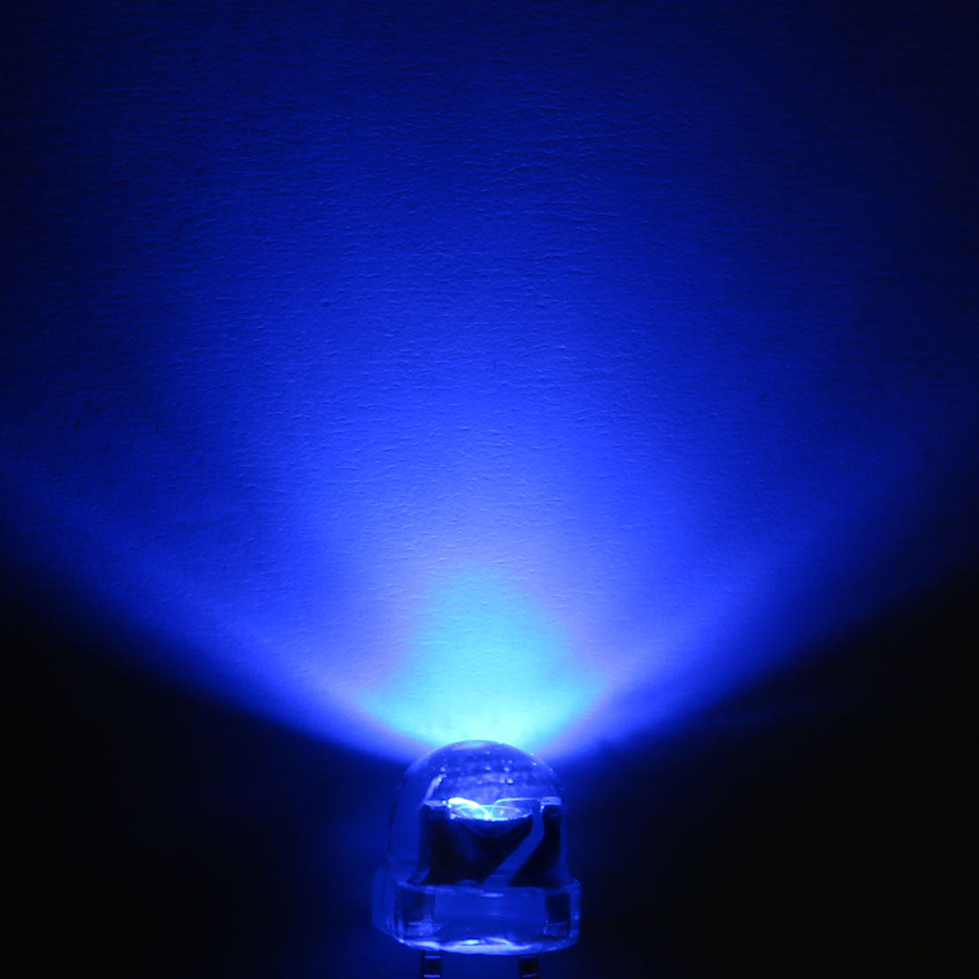 uxcell Uxcell 15pcs 5mm Blue LED Diode Lights Clear Straw Hat Transparent 3-3.4V 20mA Super Bright Lighting Bulb Lamps Electronic Component Light Emittin