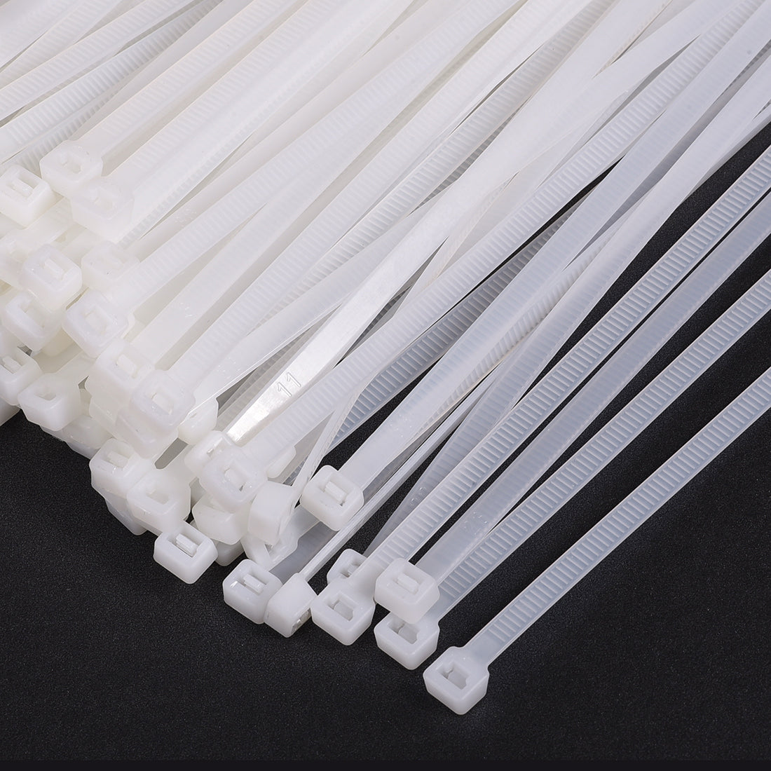 uxcell Uxcell Cable Zip Ties 200mmx5.2mm Self-Locking Nylon Tie Wraps White 100pcs