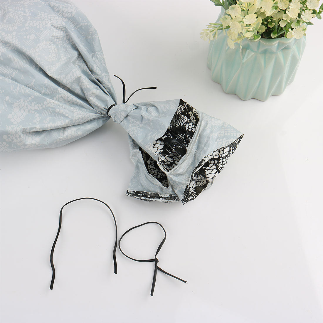 Harfington 130pcs 200mm x 3mm Black Plastic Coated Metal Cord Data Cable Binding Bags Packaging Wire Twist Ties