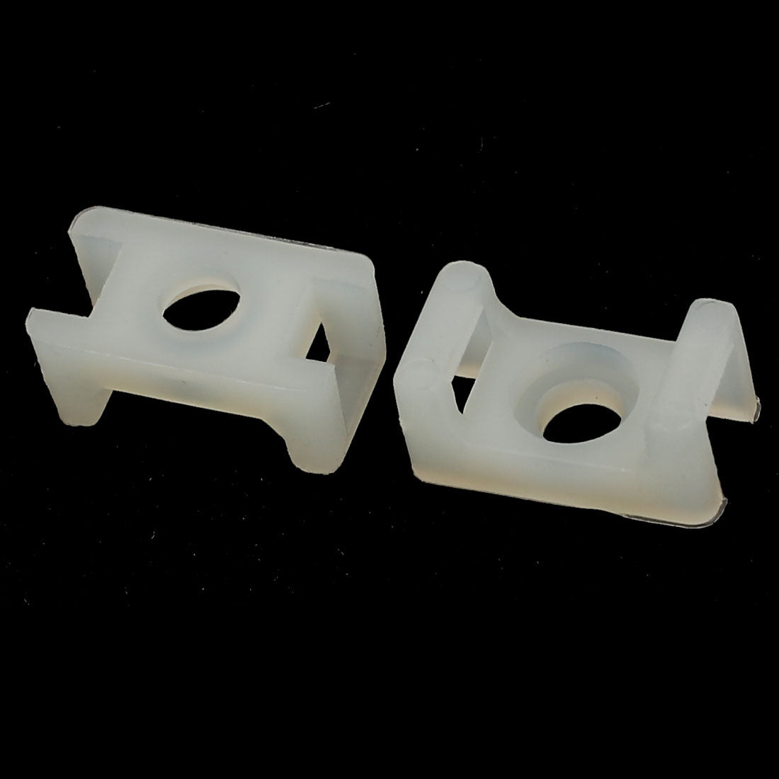 Harfington 13mmx7mmx6mm Nylon Saddle Type Cable Tie Mount Base Wire Holder White 40pcs