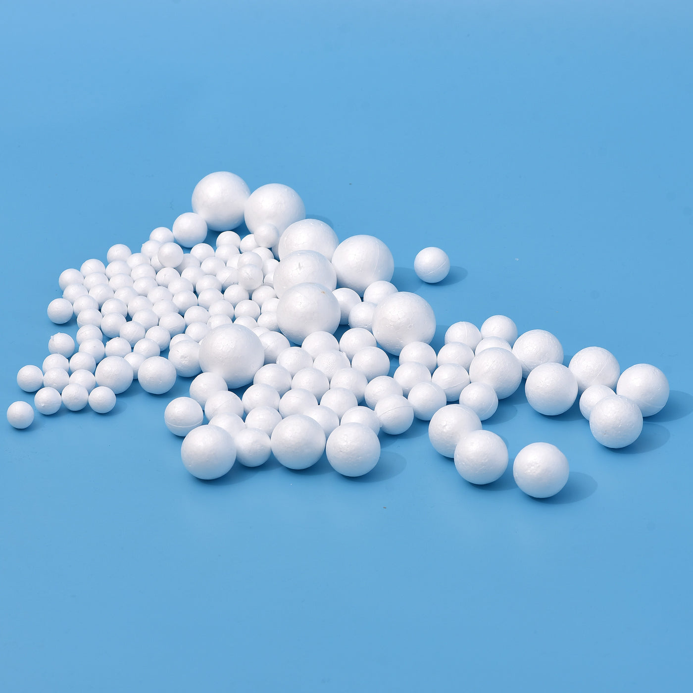 Harfington 140Pcs 4 Size White Polystyrene Foam Solid Balls for Crafts , Party Decorations